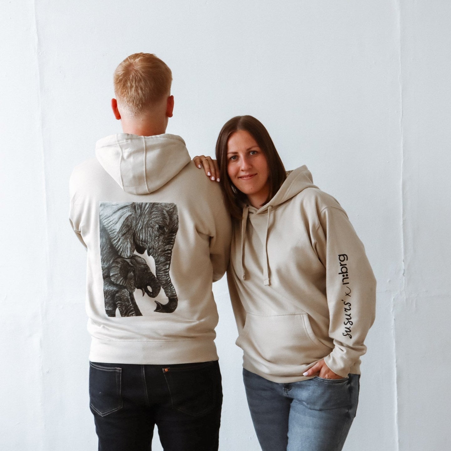 Bite | Unisex Premium džemperis ar kapuci